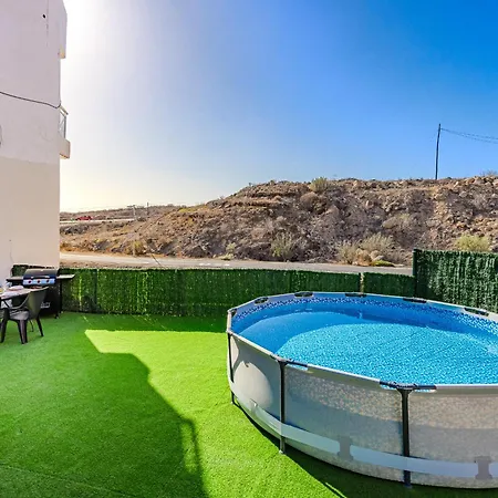 Loft Experience Sea View & Private Garden Apartment