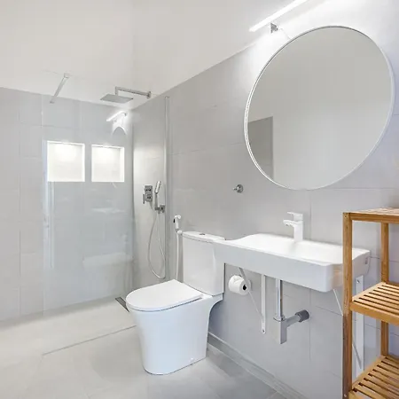 Apartment Loft Experience Sea View & Private Garden *
